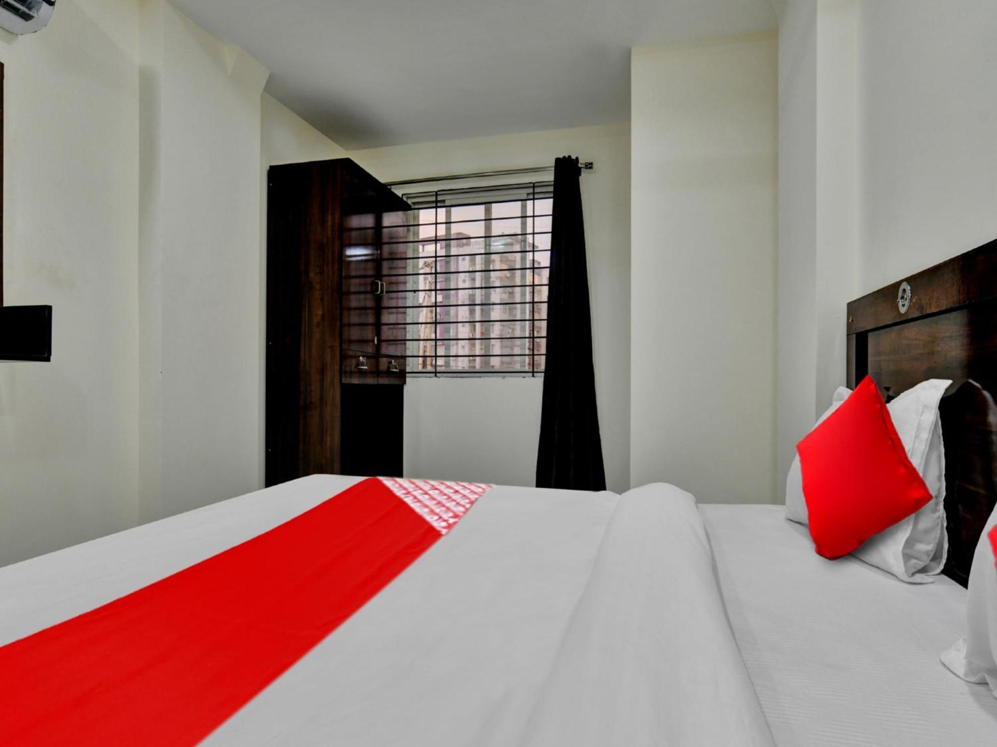 Oyo Hotel Dr Greens Indore Luaran gambar
